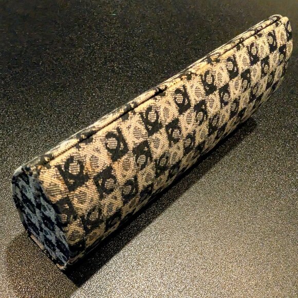 LIZ CLAIBORNE Designer Monogram Eye / Sun Glass Case - EVC - Picture 11 of 11